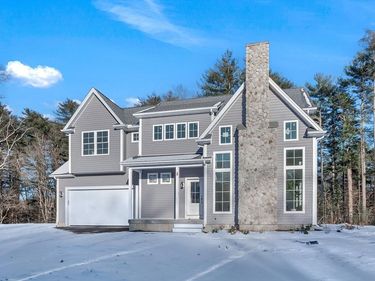 25 Columbine Rd, Rehoboth, MA 02769