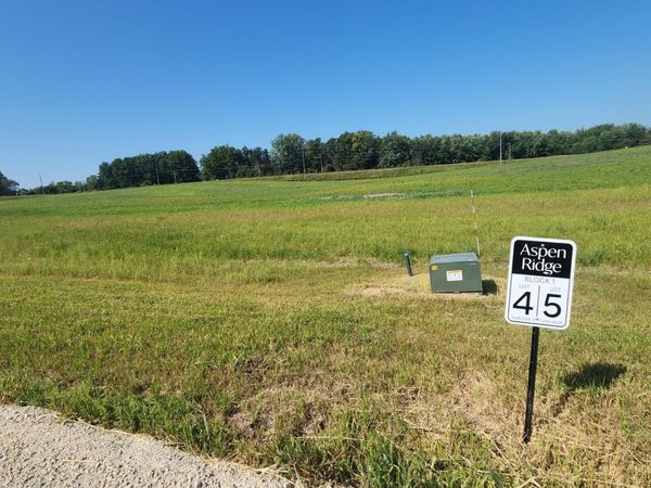 L4B1 Miller Place NW, Rochester, MN 55901