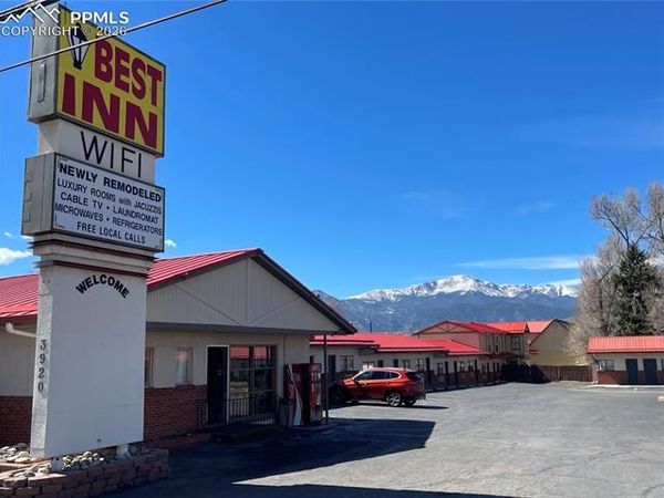 3920 N Nevada Avenue, Colorado Springs, CO 80907