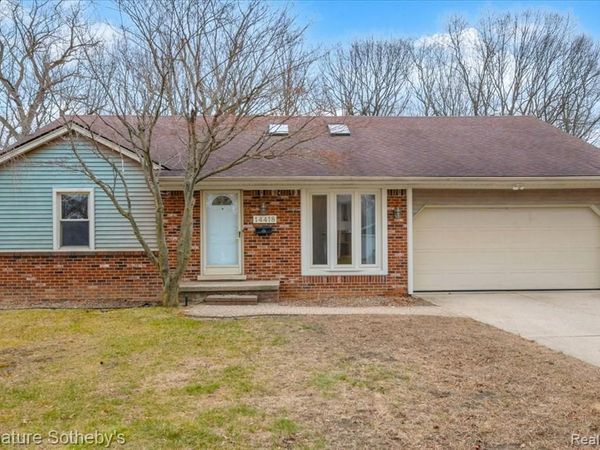 14418 Gary Lane, Livonia, MI 48154
