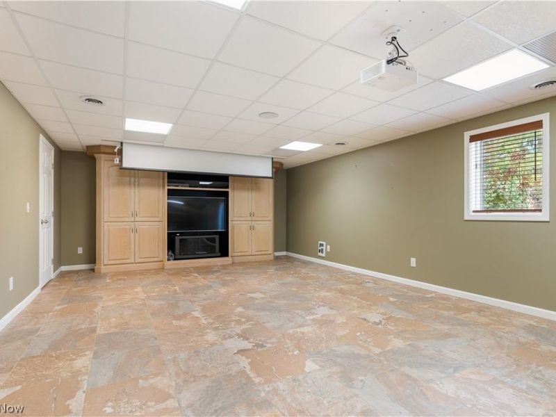 6205 Bertram Avenue NW, Canton, OH 44718 Photo 35