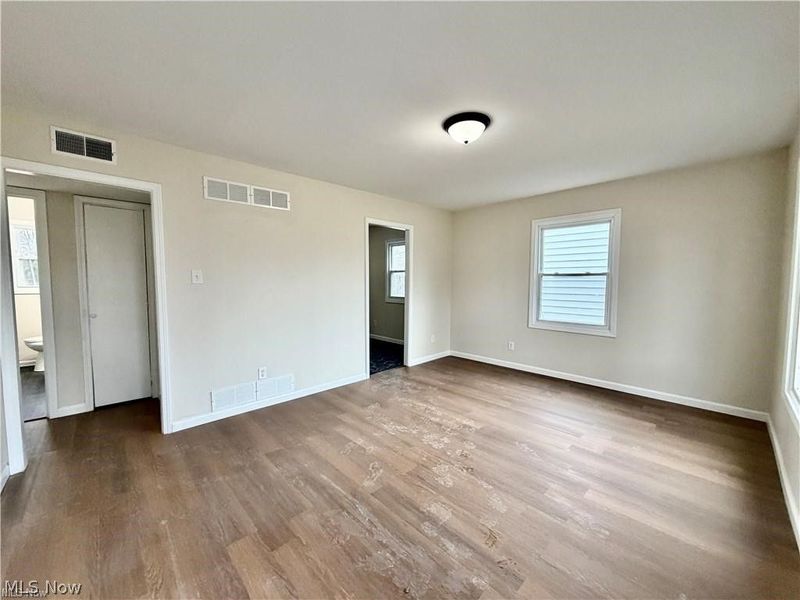 1936 Norwood Street NW, Warren, OH 44485 Photo 2