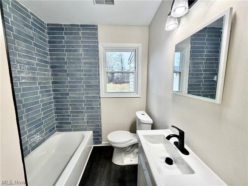 1936 Norwood Street NW, Warren, OH 44485 Photo 7