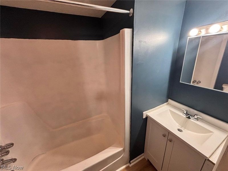 519 Crosby Street, Unit 9, Akron, OH 44302 Photo 4