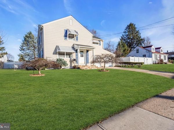 2911 MERCER QUAKER BRIDGE , HAMILTON TOWNSHIP, NJ 08619