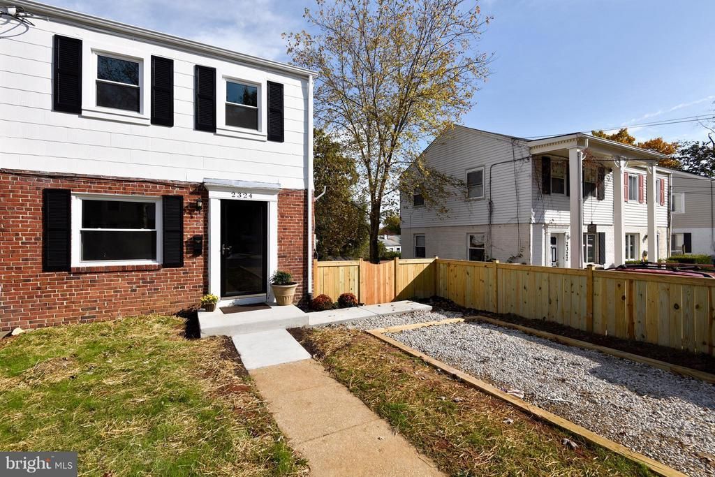 2324 Riverview Terrace, Alexandria, VA 22303 Main Photo