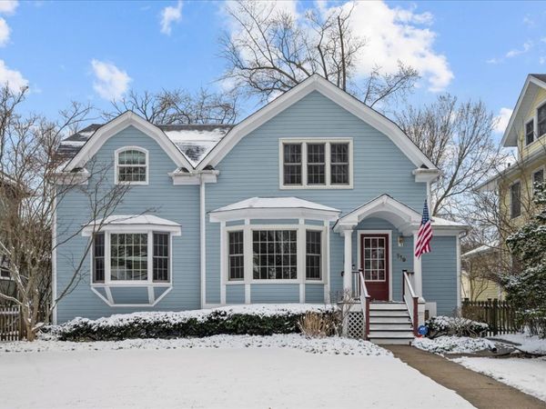 719 Washington Avenue , Wilmette, IL 60091