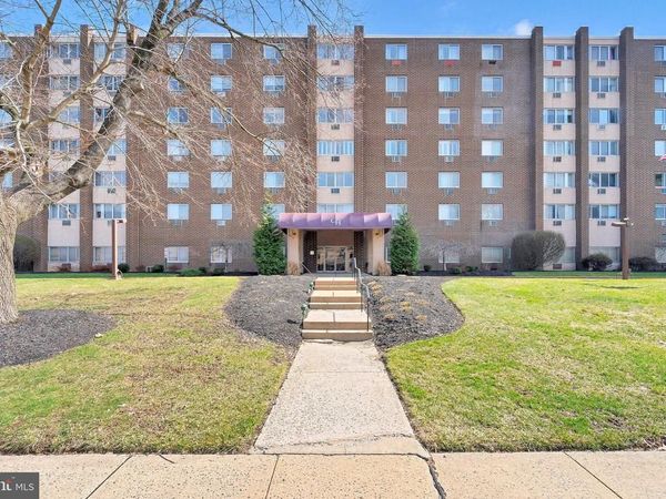 860 LOWER FERRY ROAD , Unit 6 M, EWING, NJ 08628