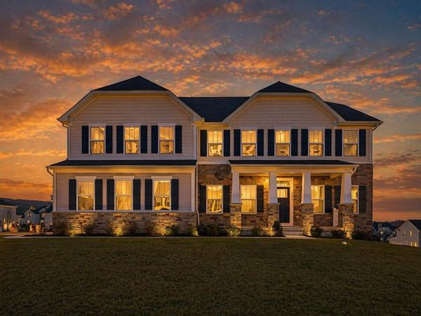 2890 HAWK VALLEY COURT, CENTER VALLEY, PA 18034