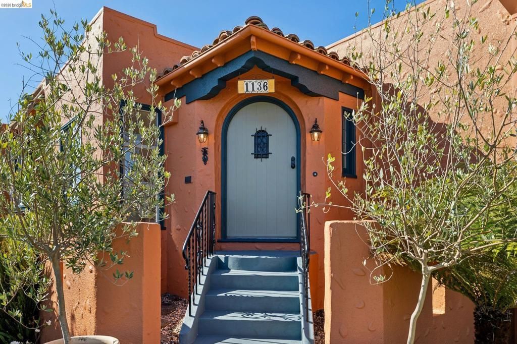 1136 Marin Ave, Albany, CA 94706 Main Photo