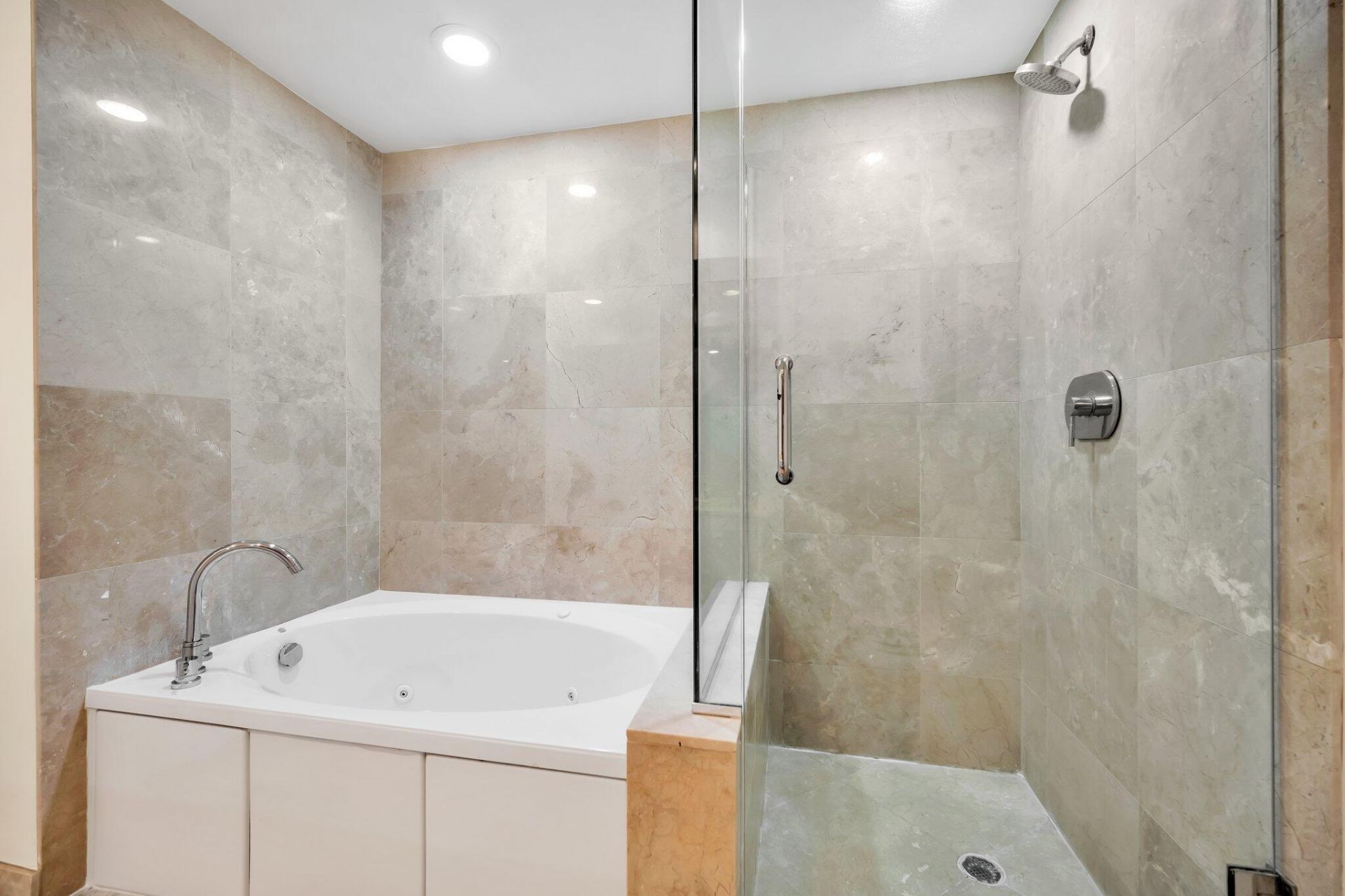 550 Okeechobee Boulevard, Unit 1205, West Palm Beach, FL 33401 Photo