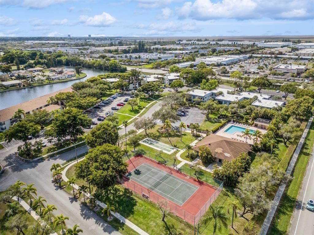 9832 W Mcnab Road, Tamarac, FL 33321 Photo