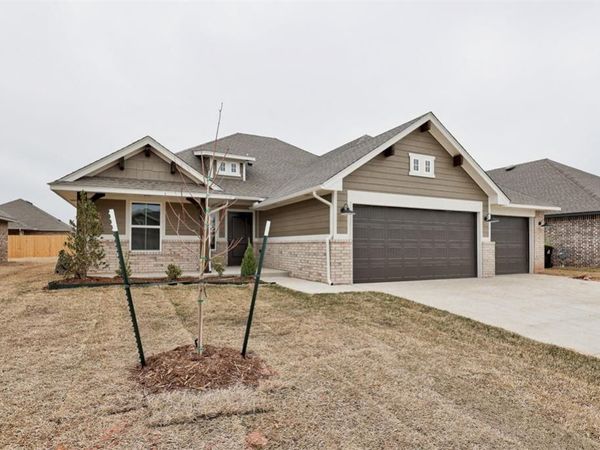 626 Honey Springs Lane, Shawnee, OK 74804