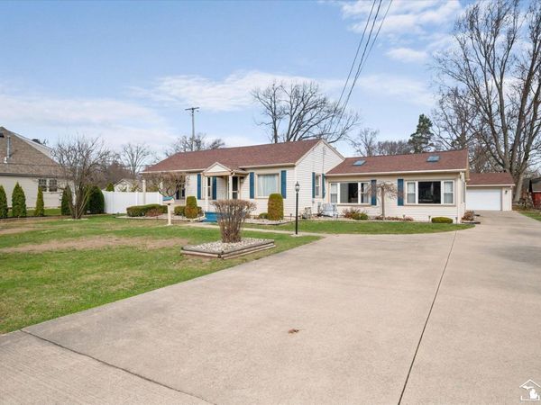 3960 W Sterns Rd. Road, Lambertville, MI 48144