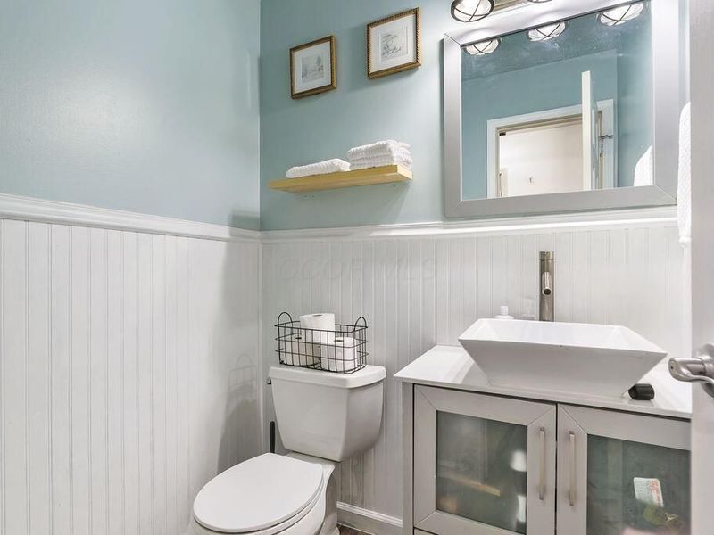 2382 Clover Blossom Court, Grove City, OH 43123 Photo 18