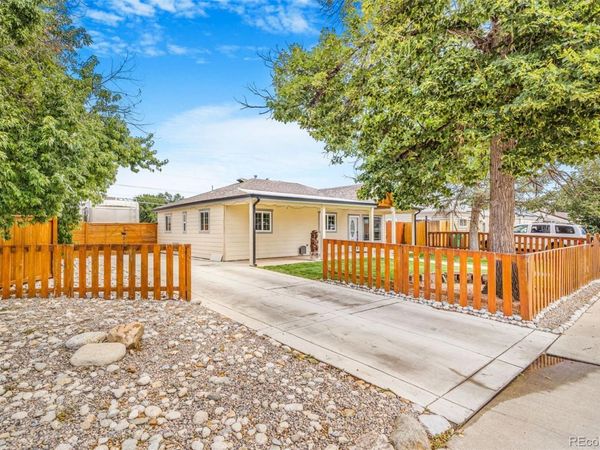 884 Vaughn Street, Aurora, CO 80011