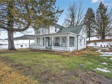 2926 State Highway 205 , Mount Vision, NY 13810