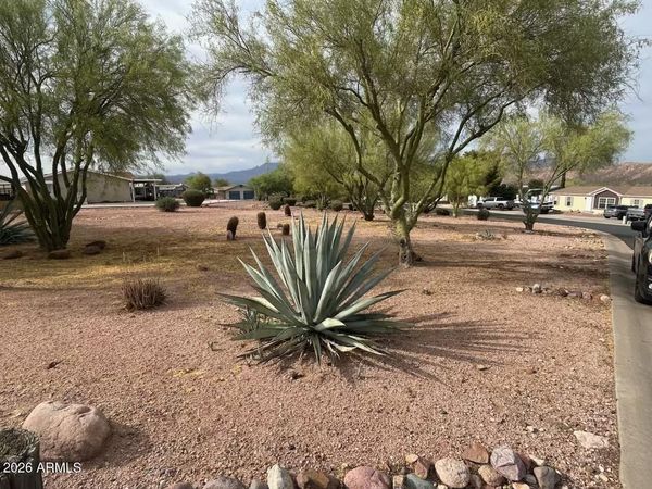 15 Windy Hill Drive, Unit 15, Roosevelt, AZ 85545