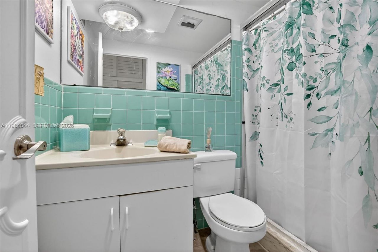 3233 NE 34th St, Unit 1207, Fort Lauderdale, FL 33308 Photo