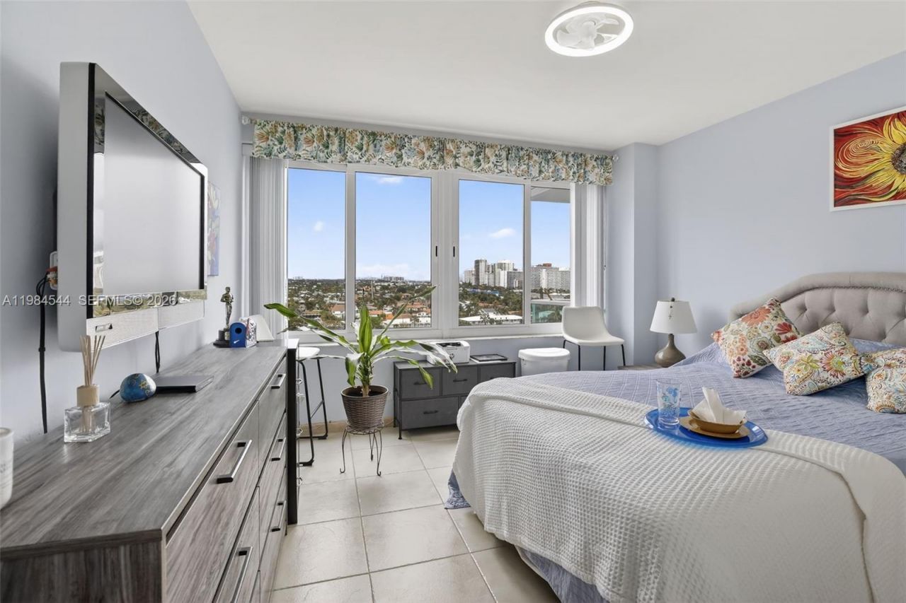 3233 NE 34th St, Unit 1207, Fort Lauderdale, FL 33308 Photo