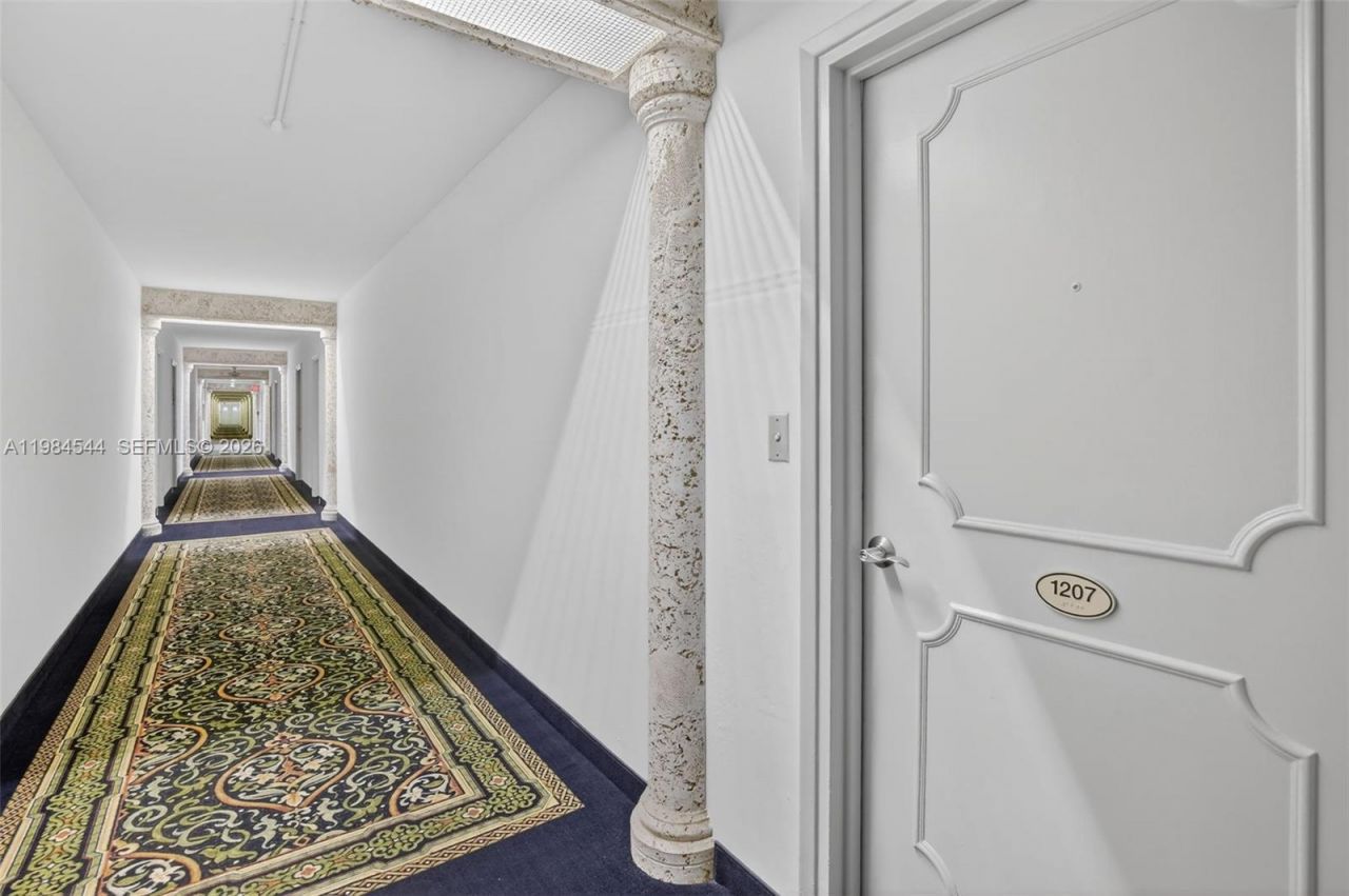 3233 NE 34th St, Unit 1207, Fort Lauderdale, FL 33308 Photo