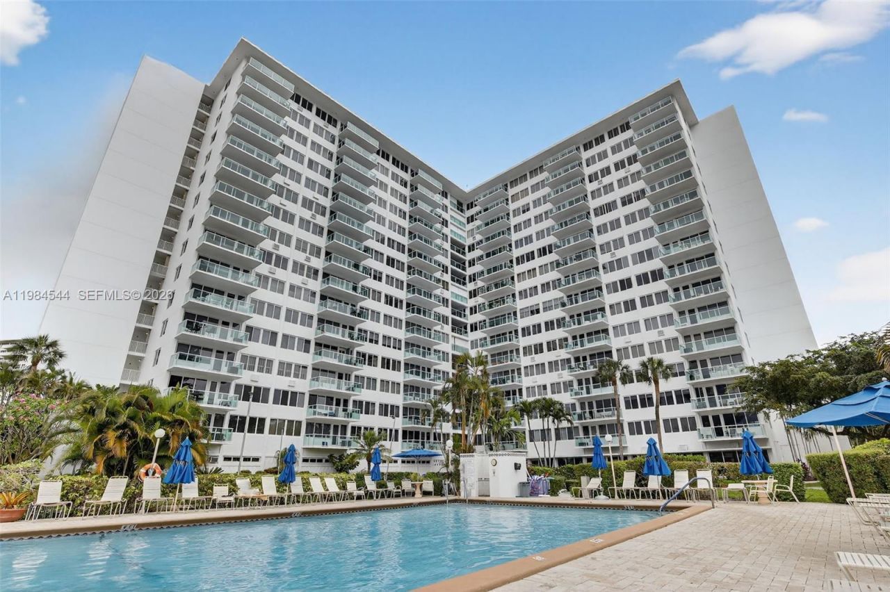 3233 NE 34th St, Unit 1207, Fort Lauderdale, FL 33308 Photo