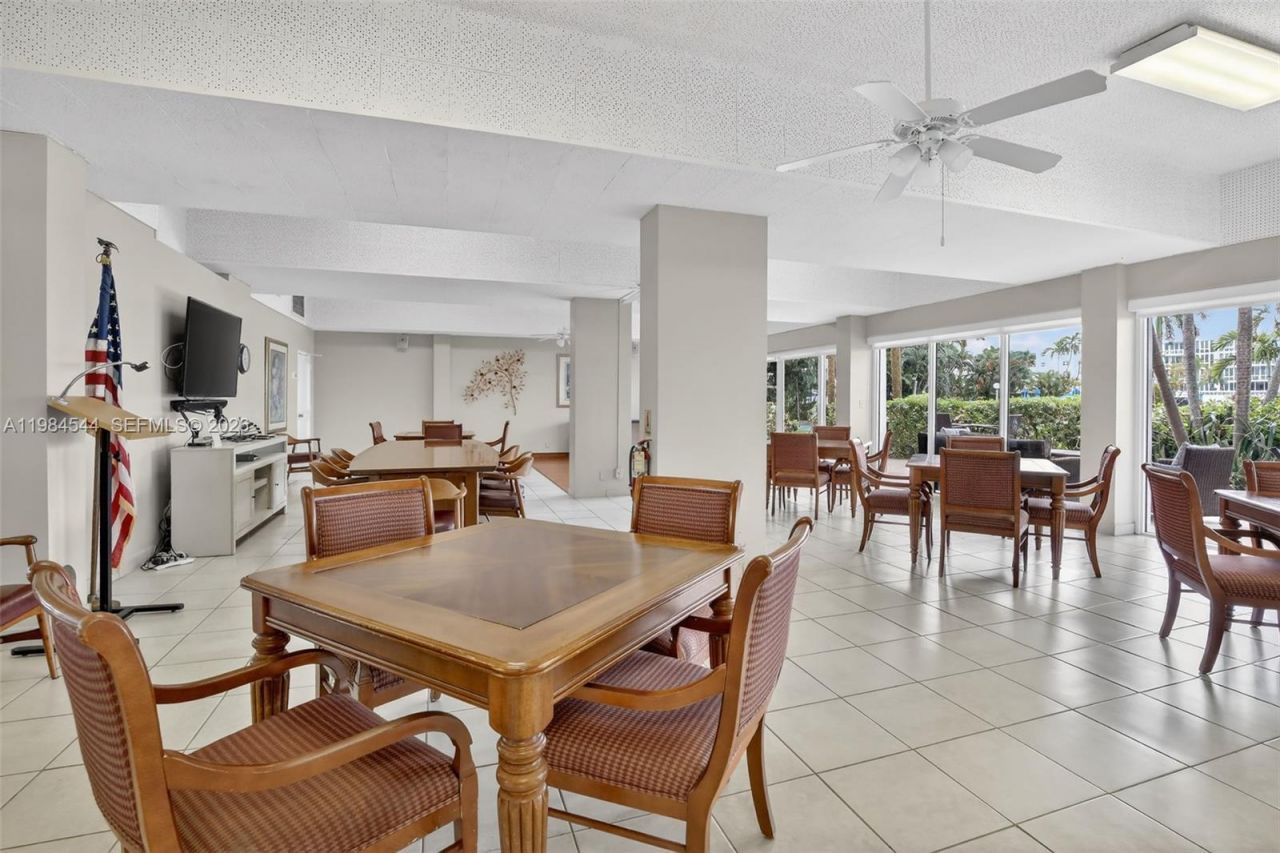 3233 NE 34th St, Unit 1207, Fort Lauderdale, FL 33308 Photo