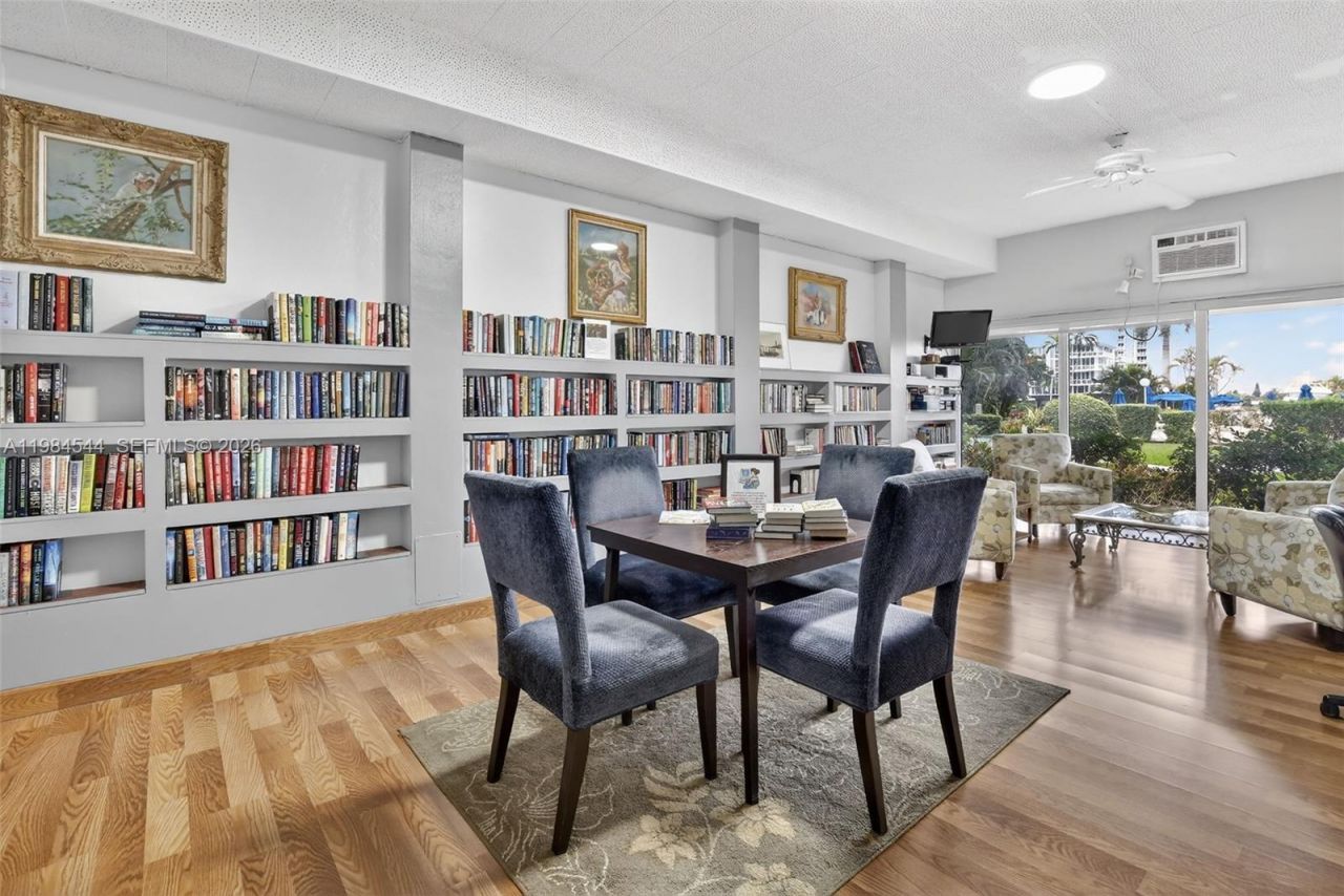 3233 NE 34th St, Unit 1207, Fort Lauderdale, FL 33308 Photo