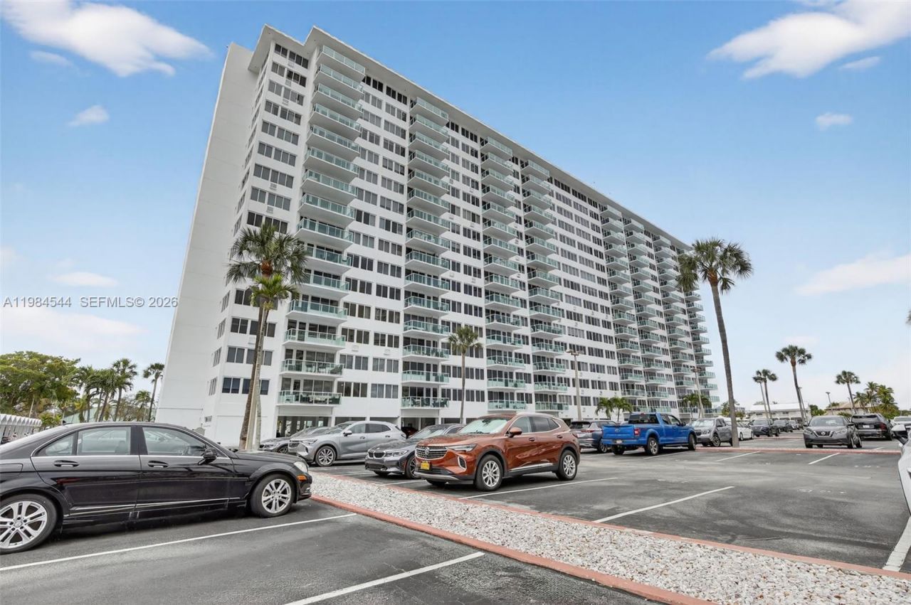 3233 NE 34th St, Unit 1207, Fort Lauderdale, FL 33308 Photo