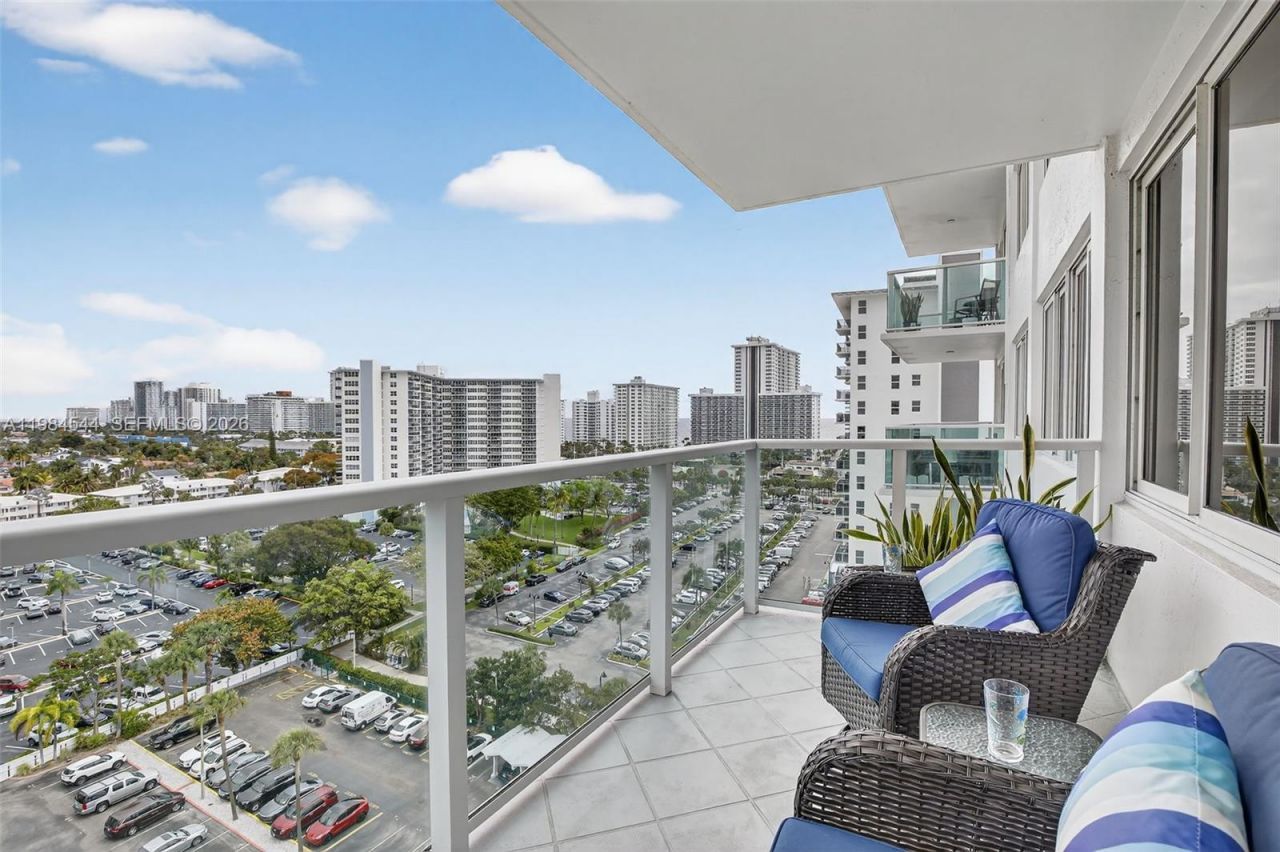 3233 NE 34th St, Unit 1207, Fort Lauderdale, FL 33308 Photo