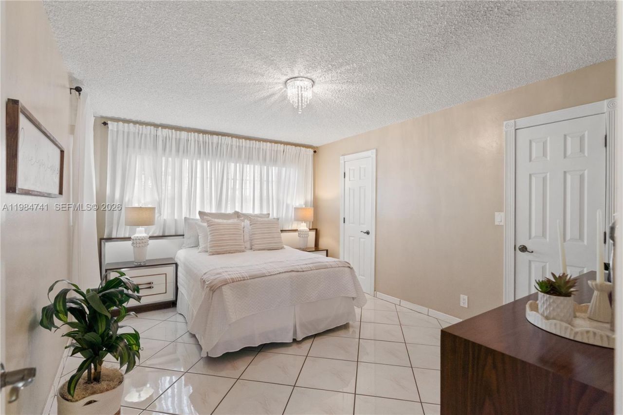 7600 W 12th Ave, Hialeah, FL 33014 Photo