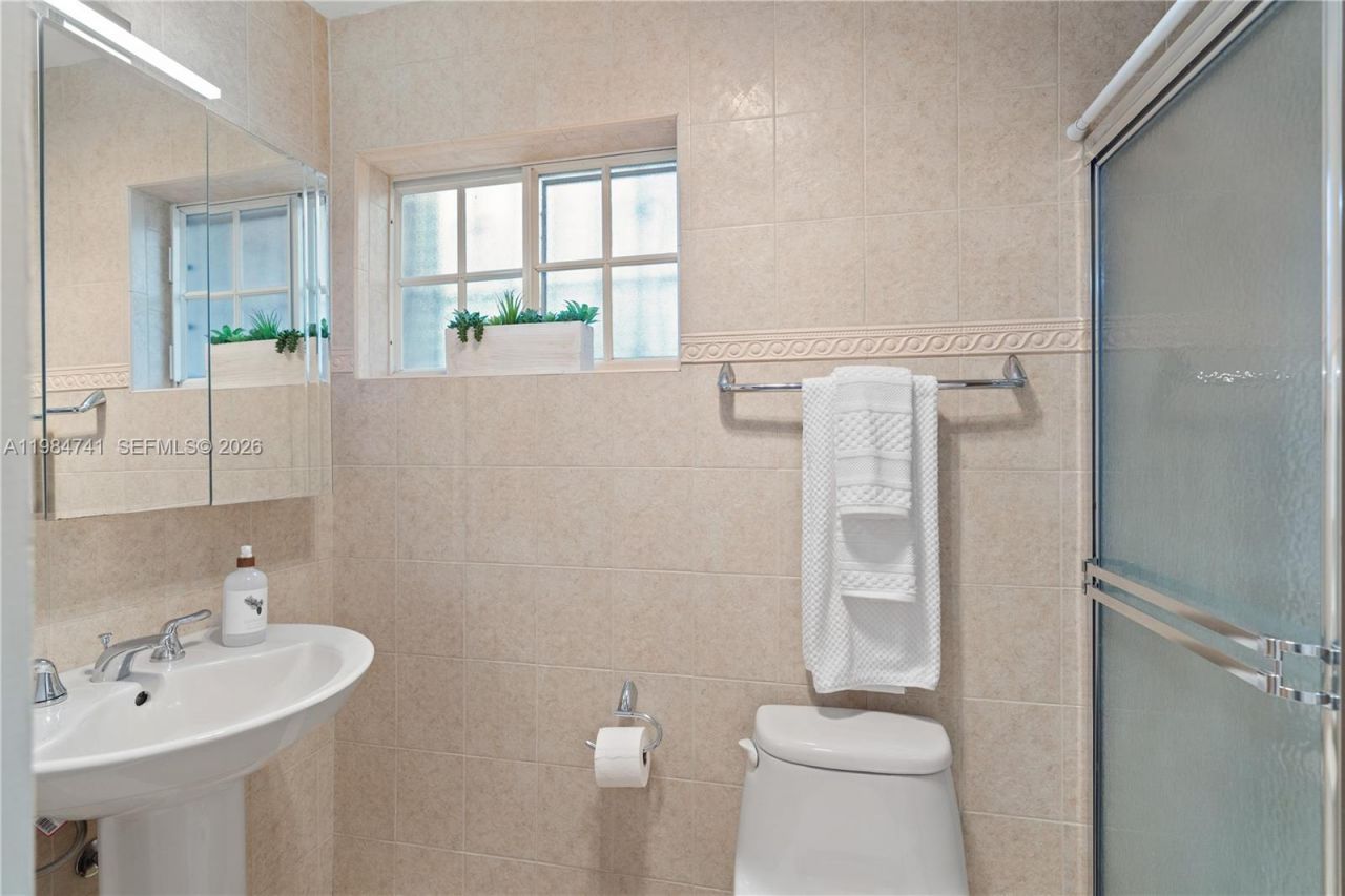 7600 W 12th Ave, Hialeah, FL 33014 Photo