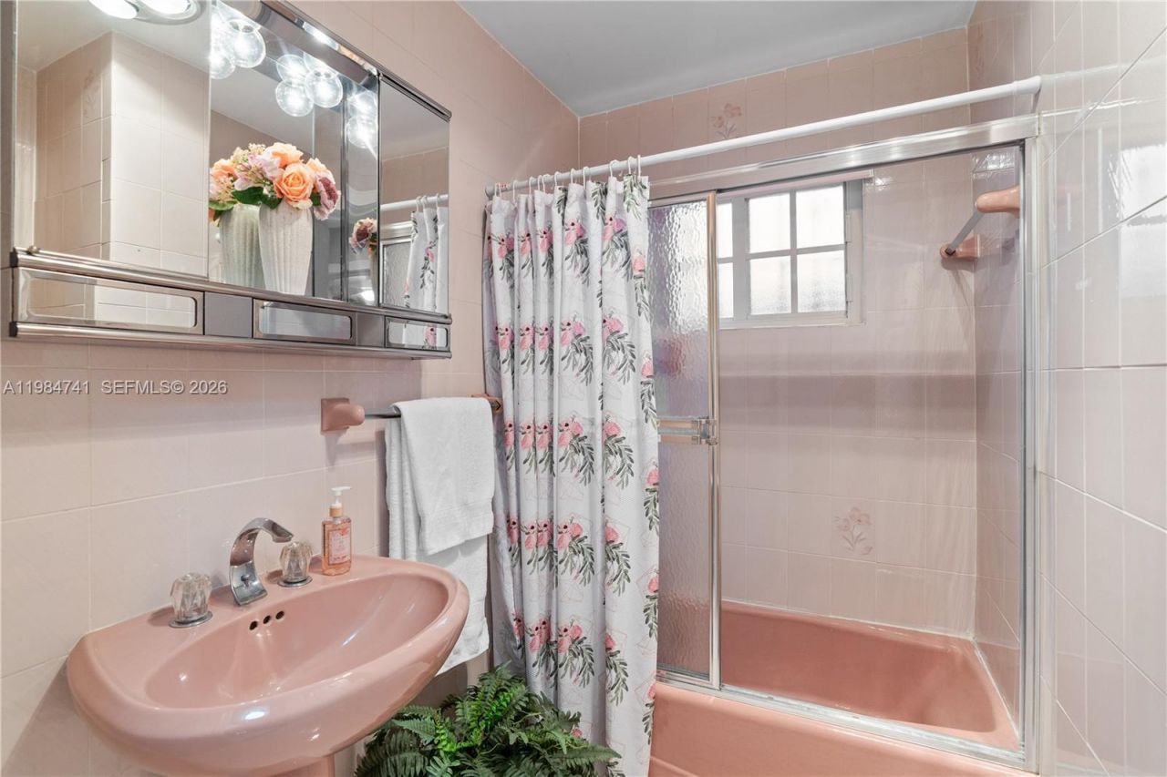 7600 W 12th Ave, Hialeah, FL 33014 Photo