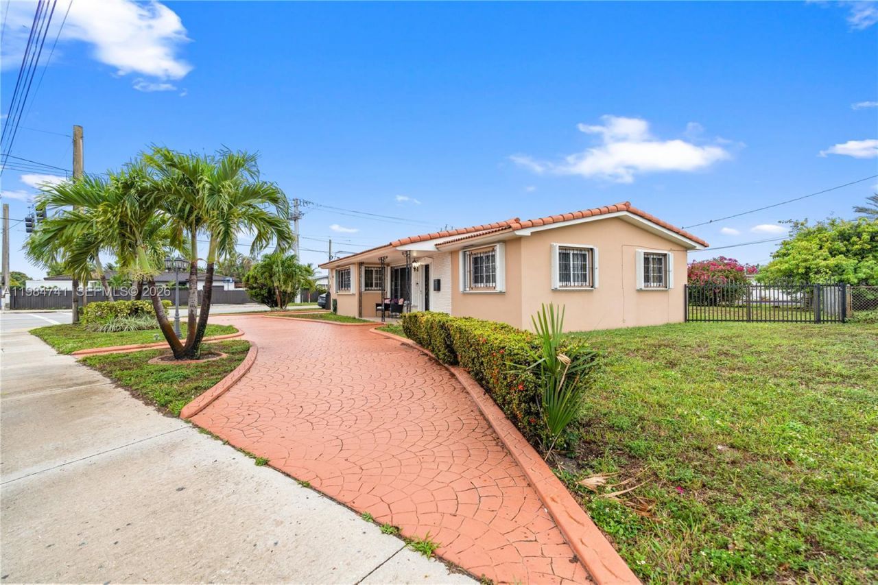 7600 W 12th Ave, Hialeah, FL 33014 Photo