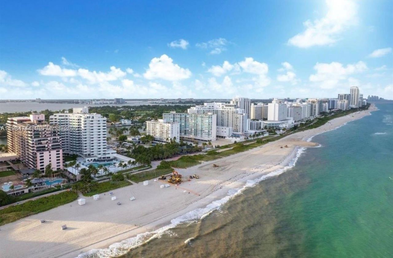 5255 Collins Ave, Unit 5J, Miami Beach, FL 33140 Photo