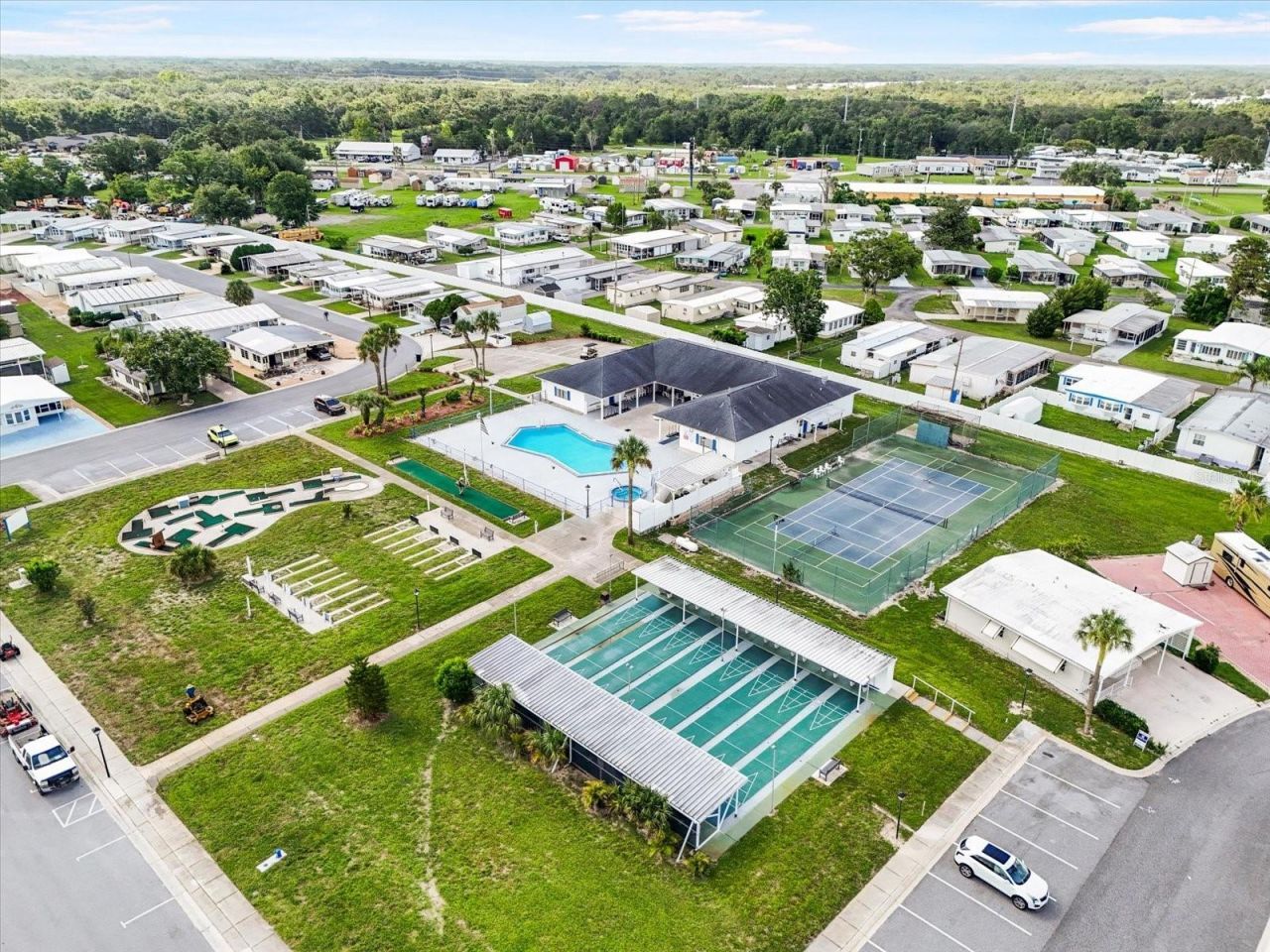 35045 Cynthia Avenue, Zephyrhills, FL 33541 Photo