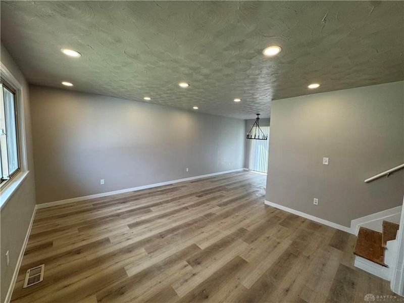 4750 Coulson Drive, Jefferson Township, OH 45417 Photo 2