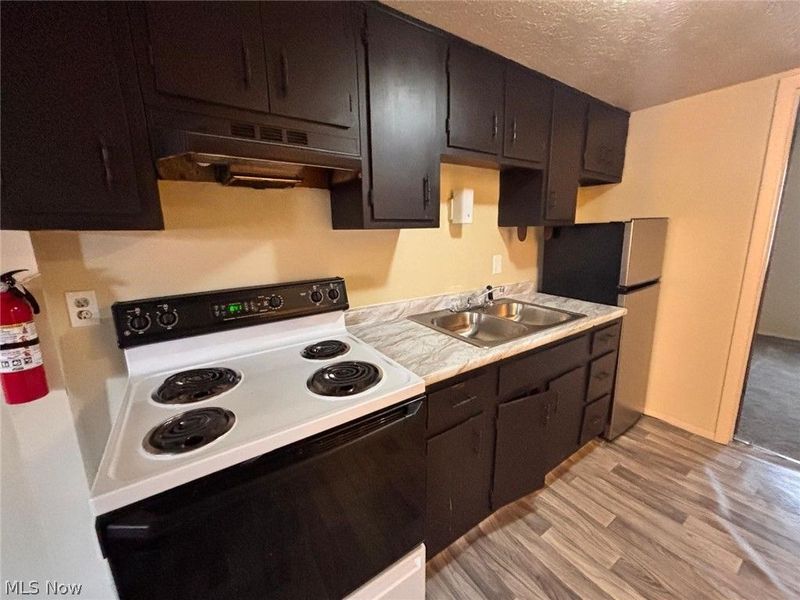 519 Crosby Street, Unit 8, Akron, OH 44302 Photo 6