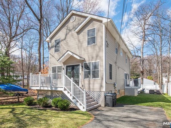 15 Orange Trail, Denville Township, NJ 07834