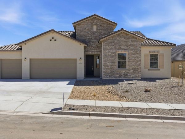 6914 Zachary Road NE, Rio Rancho, NM 87144