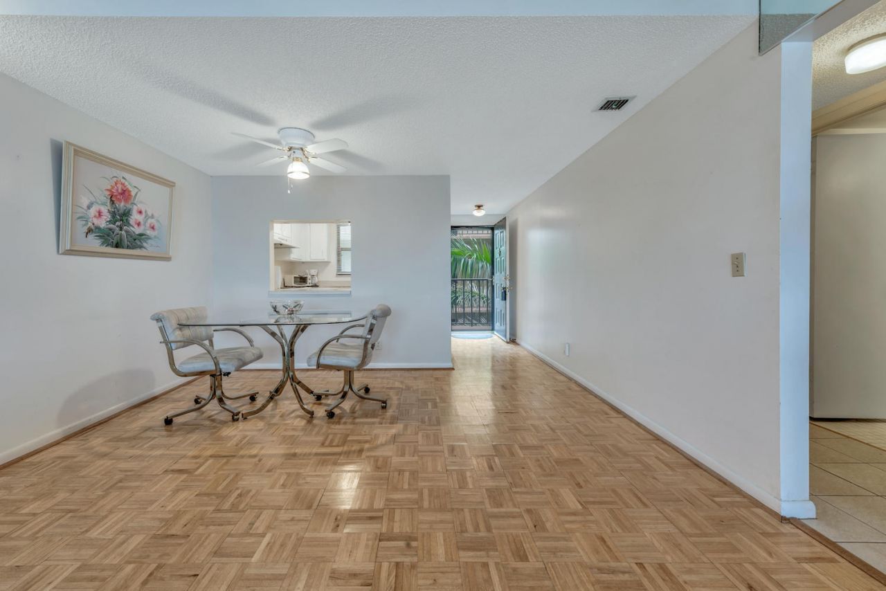 890 N Federal Highway, Unit 302, Lantana, FL 33462 Photo