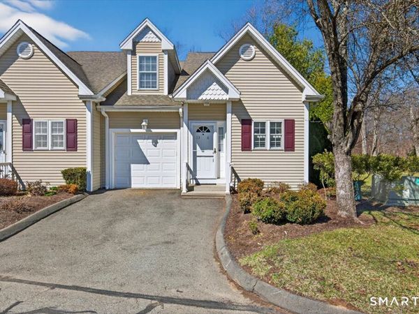 500 Elm, Unit 13-6, North Haven, CT 06473