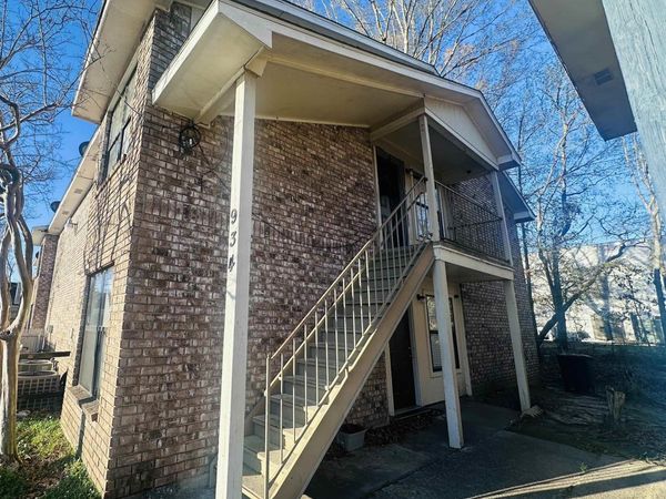 934 Hammond Manor Dr, Baton Rouge, LA 70816