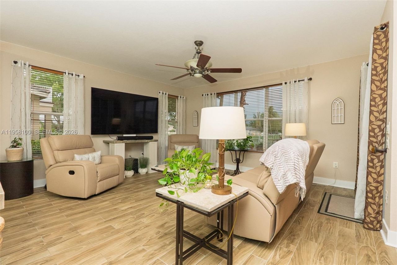 13351 SW 45th Dr , Miramar, FL 33027 Photo