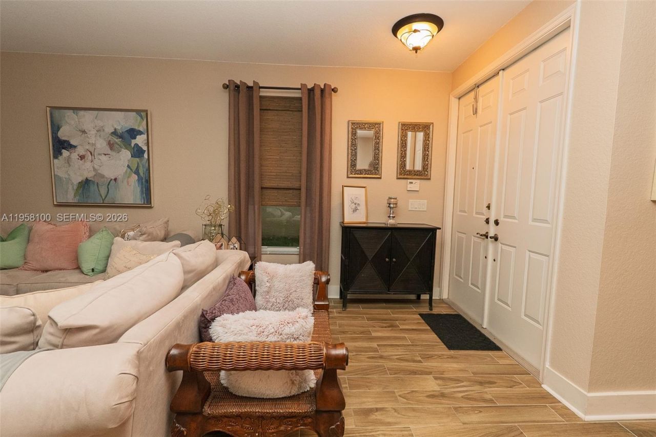 13351 SW 45th Dr , Miramar, FL 33027 Photo