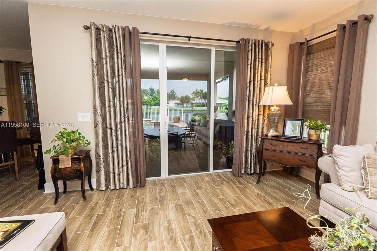 13351 SW 45th Dr , Miramar, FL 33027 Photo