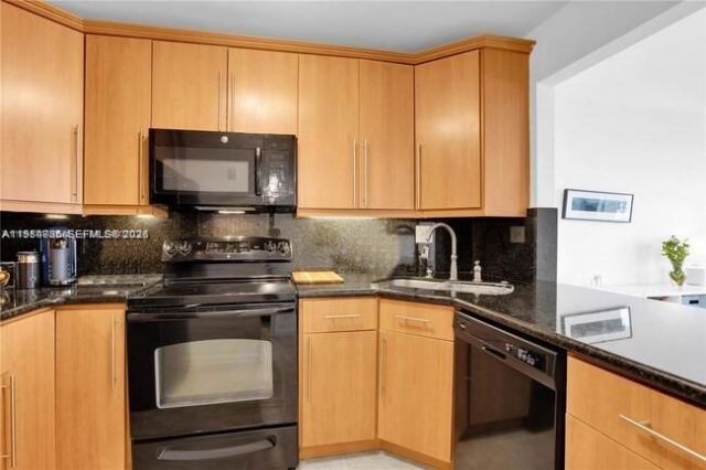 1228 West Ave, Unit 308, Miami Beach, FL 33139 Photo