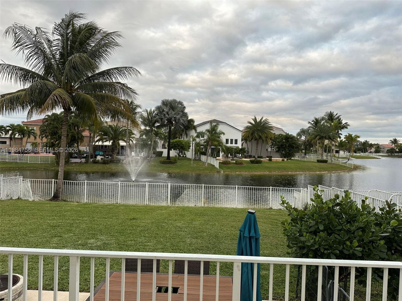 1471 NW 159th Ave , Pembroke Pines, FL 33028 Photo