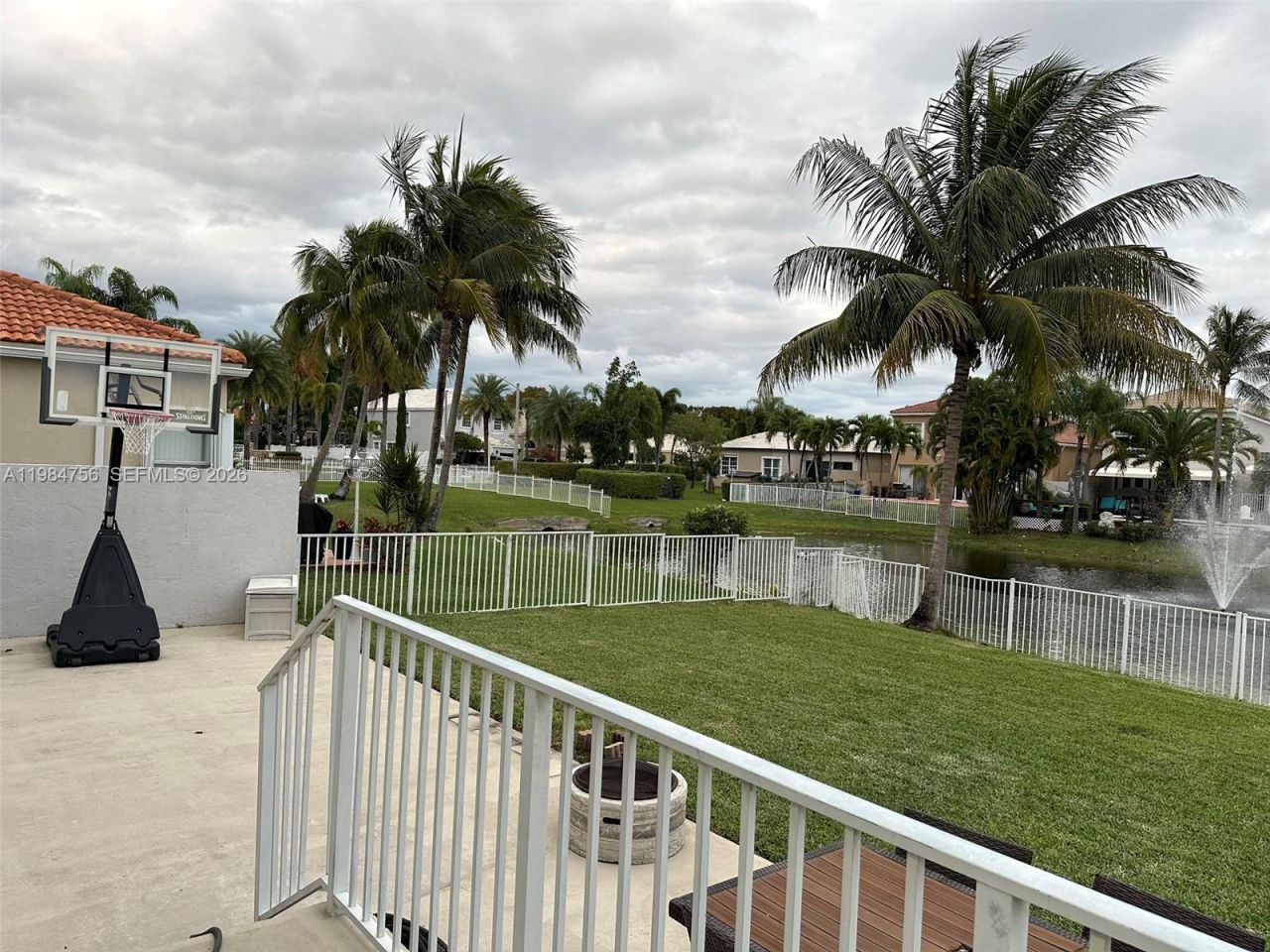 1471 NW 159th Ave , Pembroke Pines, FL 33028 Photo