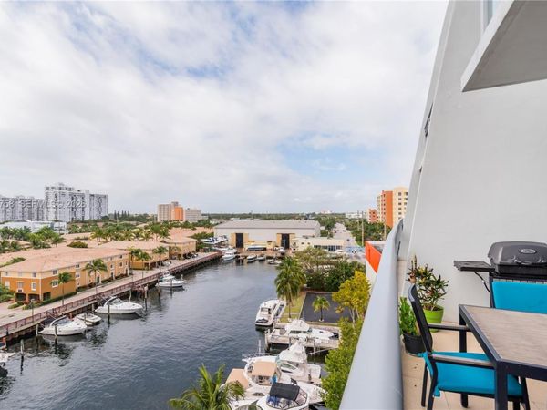 2950 NE 188th ST , Unit 504, Aventura, FL 33180